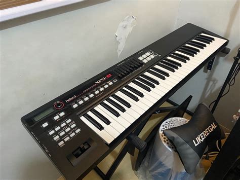 Roland Xps 10 Keyboard Synthesizer Hobbies And Toys Music And Media