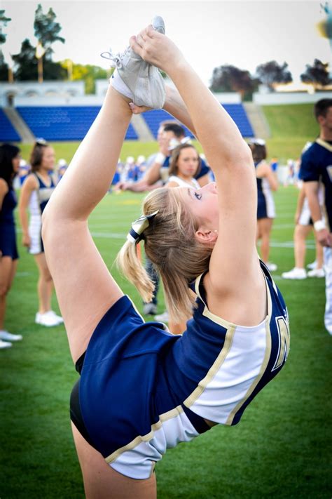 Pin By Peri Eddenfield On Cheer Cheer Poses Cheerleading Stunt Cheer Workouts