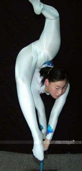 Very Flexible Chinese Girls Pics