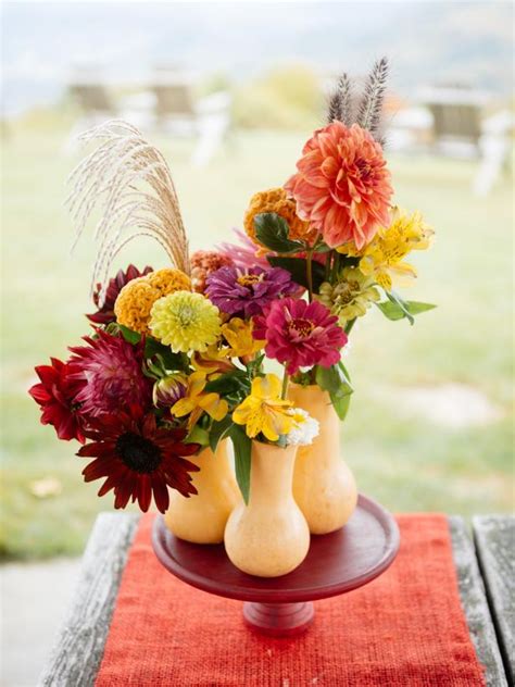 50 Easy Fall And Thanksgiving Flower Arrangements Hgtv
