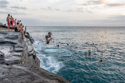 14 Best Places For Cliff Jumping In Hawaii Island By Island