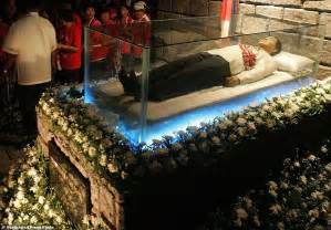 Former Philippines Dictator Ferdinand Marcos Is Given A Heros Burial