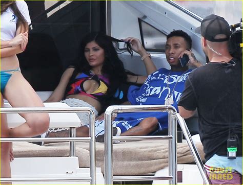 Kylie Jenner And Tyga Hold Hands While Flyboarding Together Photo 3442024 Bikini Kendall