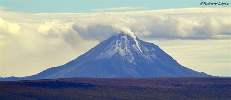 Kizimen Volcano Erupting Kamchatka Photo Trekking Tour The Volcanoes