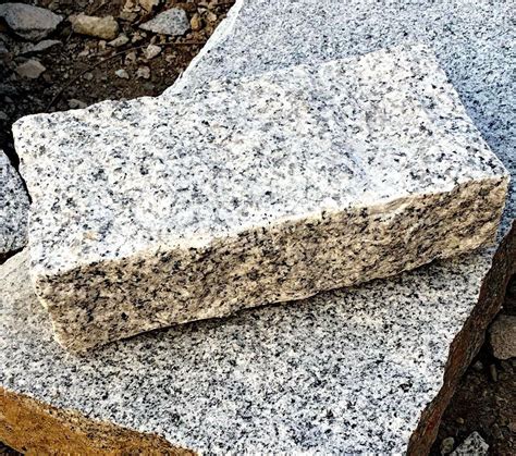 Silver Grey Granite Setts Cobbles Cropped 200x100x50 Stone Paving Direct