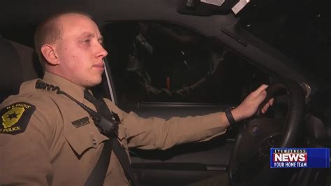 Illinois State Trooper Credited With Saving Suicidal Man Youtube