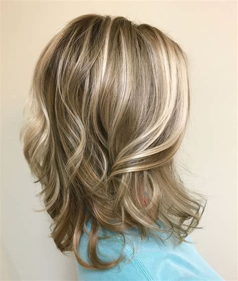 Dimensional Blonde Balayage For Medium Length Hair Mom Hairstyles