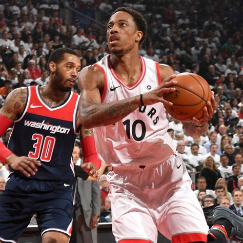 Demar Derozan Raptors Use Balanced Scoring To Beat John Wall Wizards