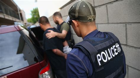 Law Enforcement Agencies Bristle At Us Report On Immigration