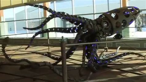 Giant Mechanical Squid Driven By Hand Cranks Gag