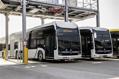 Daimler Buses Auf Der Messe Innotrans In Berlin Premiere F R Den