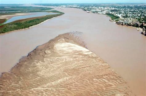 Un Informe Ubicó La Bajante Del Río Paraná Como Una De Las 10