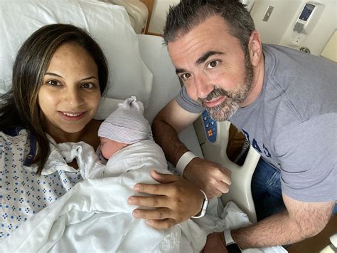 Wipphiladelphias Jon Marks And Wife Welcome Baby Girl 3