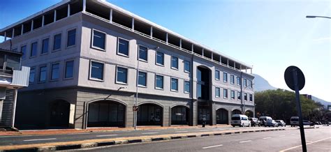 440m² - Office in Prime Location, 200 Main Road Newlands - Commercial Property in Cape Town