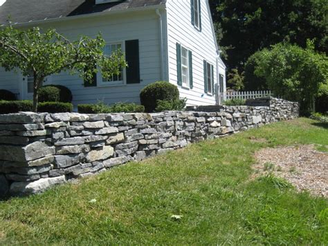 We Build Natural Stone Walls In Utica Ny Perfect For Your Landscaping