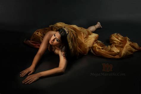 Neha Mahajan Marathi Actress Photo Images Pics Hot Photos Wiki Biography
