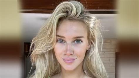 Veronika Rajek Shows Off Bikini Beach Body And Goes ‘makeup Free As