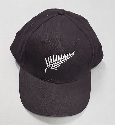 Cap New Zealand Black Coloured Cap With White Fern 20023 2006509