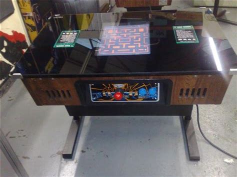 Sit Down Arcade With 60 Retro Games Would Look Great In The Home