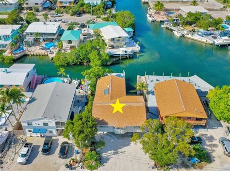 Waterfront Key Largo Fl Waterfront Homes For Sale 153 Homes Zillow