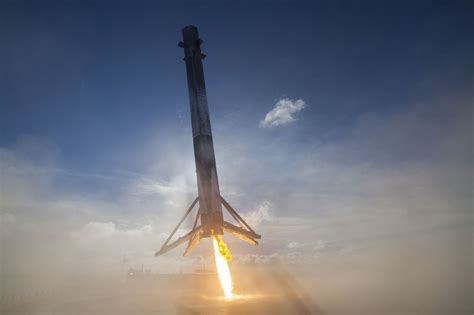 Spacexs Falcon 9 Makes A Comeback Without A Bang Techstory