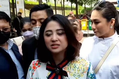 Dewi Perssik Ungkap Isi Hati Angga Wijaya Saat Sidang Mediasi Dia