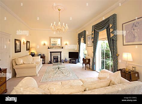 Interior Of A Traditional English Sitting Room Stock Photo Alamy