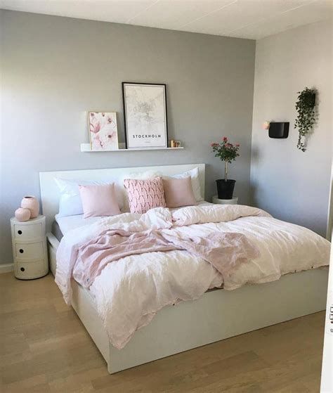 Bedroom ideas for modern to rustic schemes. Found on Instagram. Show luke #BedroomHomeDecorILove ...