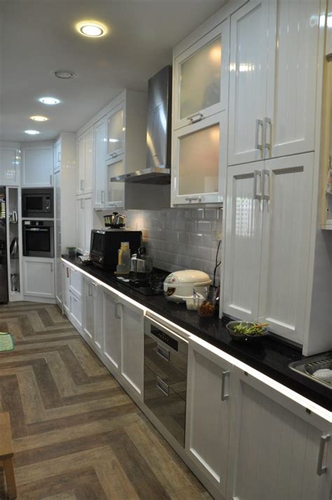 Walau bagaimanapun, kabinet dapur yang diperbuat daripada aluminium dan bukannya kayu, saban hari meraih populariti dalam kalangan pemilik rumah di malaysia. 30+ Model Lemari Dapur Minimalis & Harga (Aluminium, Kaca ...