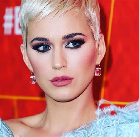 Katy Perry Bio Songs Albums Net Worth Affair Husband Dating