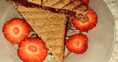 Τοστ με φράουλα And Σοκολάτα And Χαλβά εσπρέσο 🍫🍓☕ συνταγή από τοντην Mariposa🦋Δήμητρα Cookpad