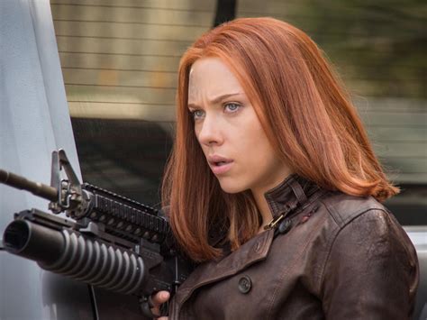 Black Widow Scarlett Johansson Details Costume Idea That Was ‘quickly