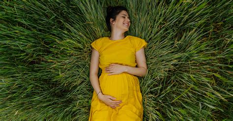 Maternity Photoshoot Ideas The Motif Blog
