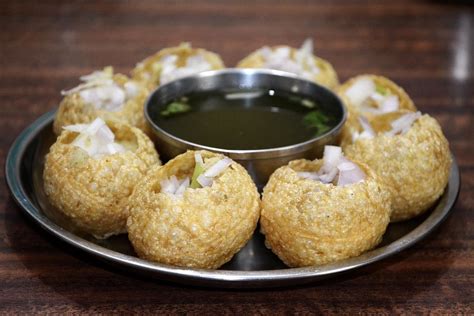 Come To India And Eat These Different Varieties Of Pani Puri