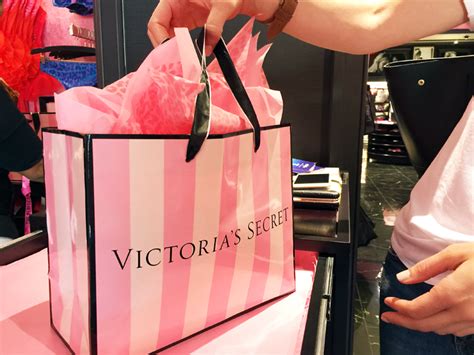 Free shipping on orders using victoria's secret credit card. These 16 Victoria's Secret Shopping Strategies Will Save You Hundreds - The Krazy Coupon Lady
