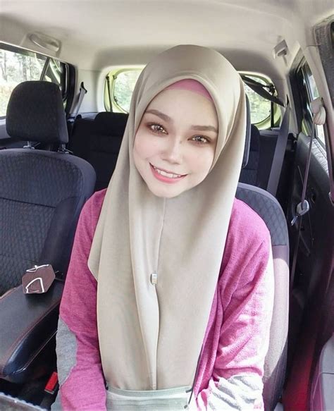pin by bo bo on selfie in 2022 fashion hijab selfie