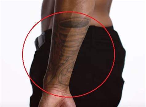 Tattoo trey songz tattoos up close. Trey Songz' 7 Tattoos & Their Meanings - Body Art Guru