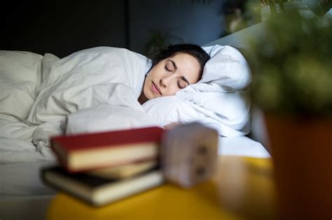 Experts Explain Why You Might Be Sleeping Too Much Popsugar Fitness