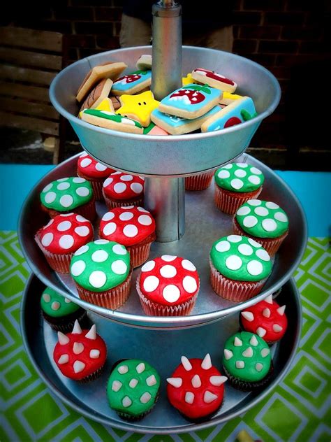 Mario bros cupcakes by the magical cupcake company. Super Mario cupcakes and cookies | Super mario cupcakes ...