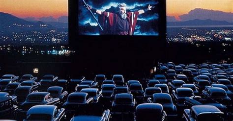 Classic Drive In Movie Theaters You Can Still Go To