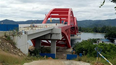 Inayatul Ilah Nashruddin Jembatan Merah Holtekamp Icon Baru Kota