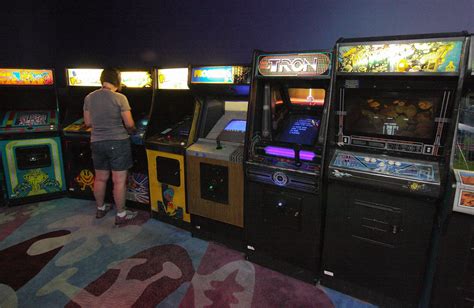 So Many Games So Many Arcade Games From Disneyquest In Flo Steven