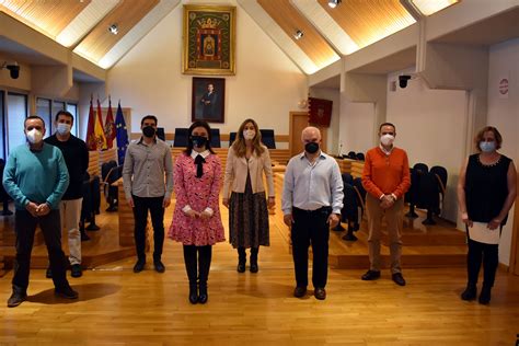12/20/2021 (rs) drama, music, history. Pilar Zamora preside la toma de posesión de tres oficiales ...