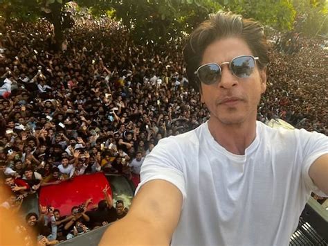 Shah Rukh Khan Bio Age Net Worth And Facts Celebrity Sphere