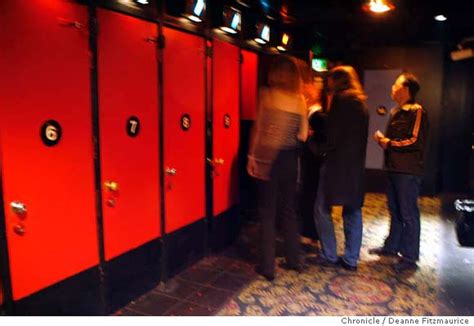 Couples Shed Inhibitions Tour Sf Strip Clubs