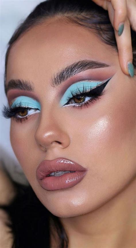 creative eye makeup art ideas you should try blue makeup inspired by princess jasmine