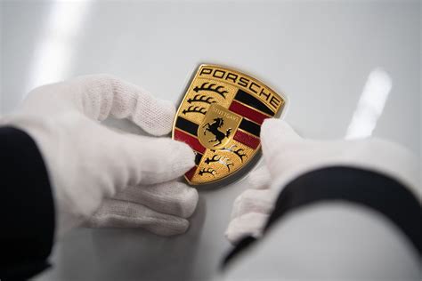 Vw Investoren Gespalten Ber Porsche B Rsengang Manager Magazin