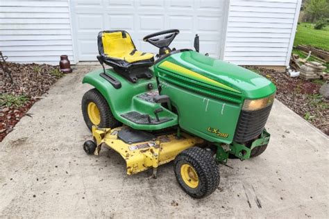 John Deere Lx 288 Riding Lawn Mower With Snow Blower Attachment