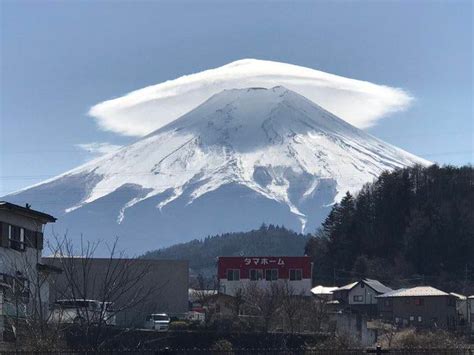 Mt Fuji Today Rare Lenticular Cloud Mildlyinteresting
