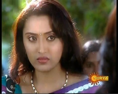 Malayalam serial actress anu joseph. Surya TV Serial Geethanjali Actress lakshmi priya stills ...